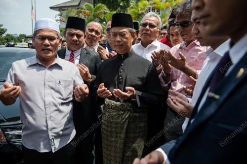 TAN SRI MUHYIDDIN YASSIN TAN SRI MUHYIDDIN YASSIN TAN SRI MUHY