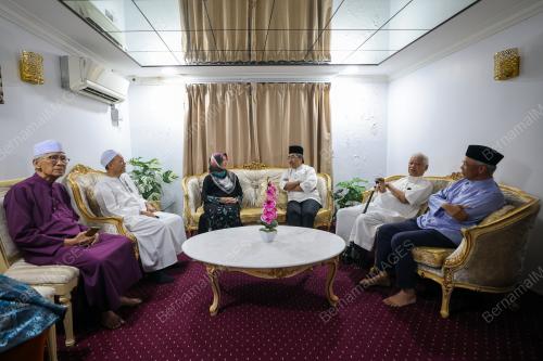 MAJLIS KESYUKURAN DAN BACAAN YASIN 125 TAHUN KAMPUNG BARU