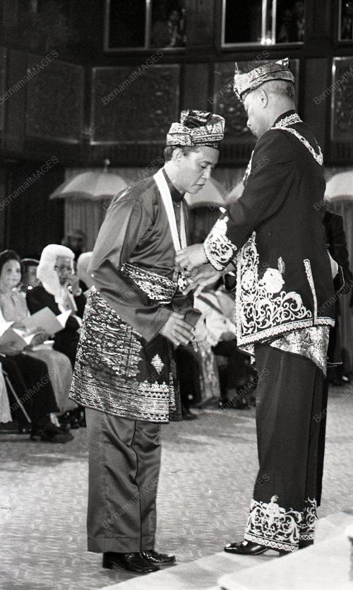 HARI KEPUTERAAN