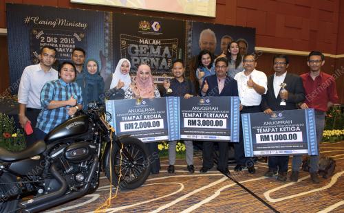 KL50_02122015_MALAM_PENA