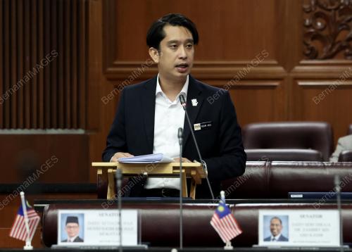 ADAM ADLI ABDUL HALIM