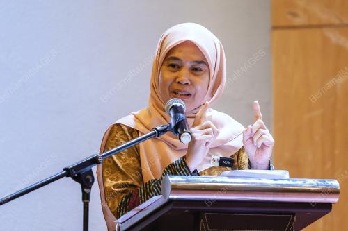 AZURA ABIDIN