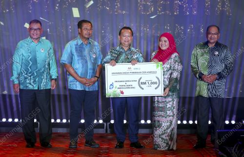 DATUK SERI ALEXANDER NANTA LINGGI