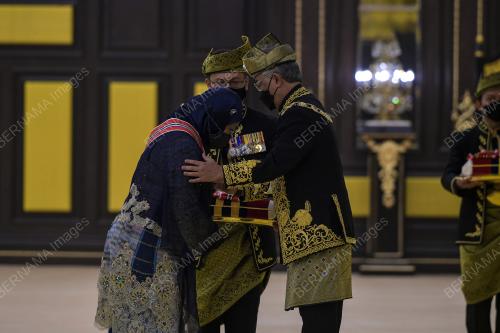 AL SULTAN ABDULLAH RI'AYATUDDIN AL MUSTAFA BILLAH SHAH