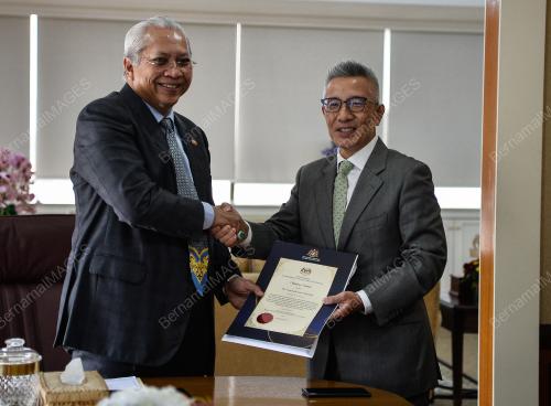TAN SRI ANNUAR MUSA