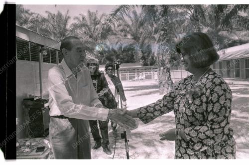 KL50_07011990_ESSO