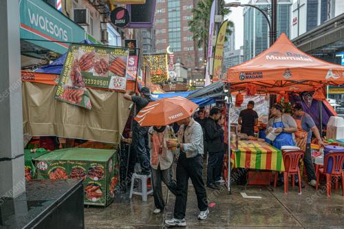 BAZAR RAMADAN HUJAN