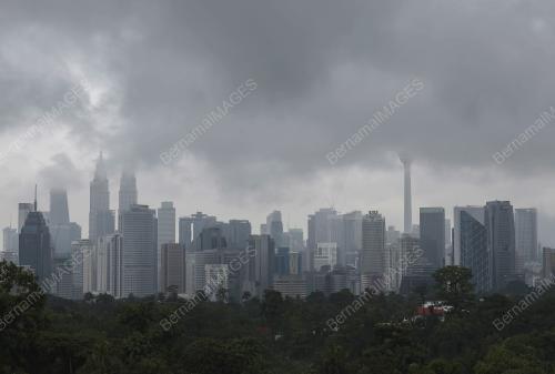 TINJAUAN CUACA HUJAN