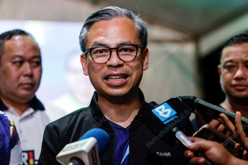 FAHMI FADZIL