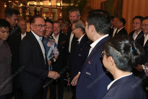 DATUK SERI ANWAR IBRAHIM