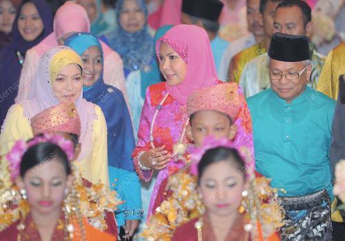 TUNKU NUR ZAHIRAH