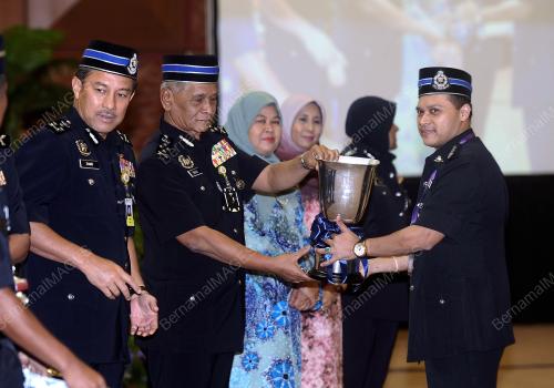 KL50_15112018_TILAWAH_BN201811143671