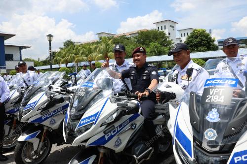 DATUK SERI MOHD YUSRI HASSAN BASRI