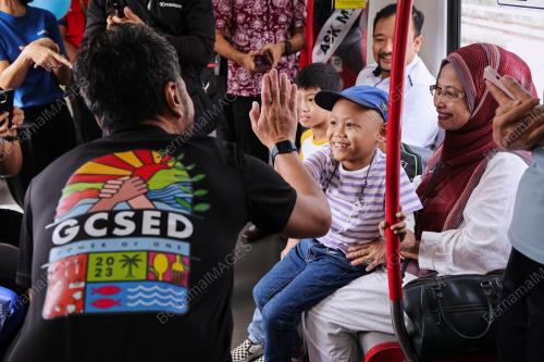 AHMAD FAIZAL