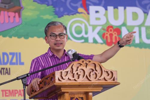 DATUK FAHMI FADZIL