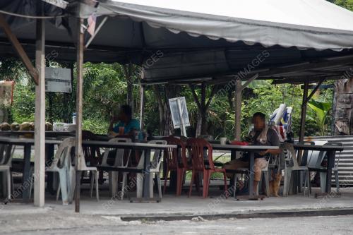 TINJAUAN PREMIS PERNIAGAAN TUTUP