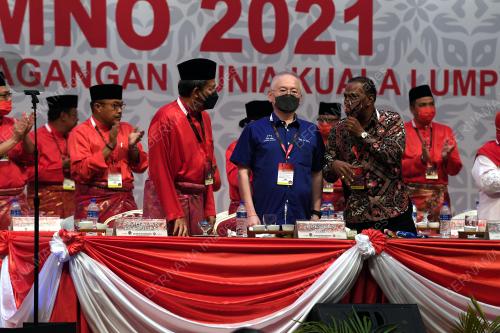 DATUK SERI MOHAMAD HASAN