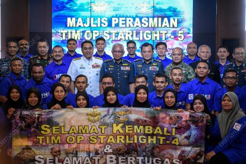 TAN SRI AFFENDI BUANG
