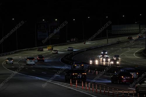 TINJAUAN ALIRAN TRAFIK BALIK RAYA