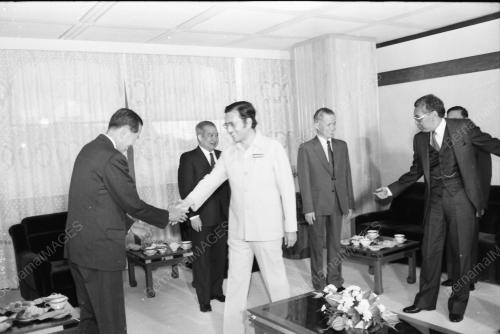 KAMPUCHEA SUMMIT