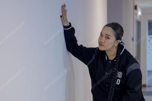 MIMI FLY