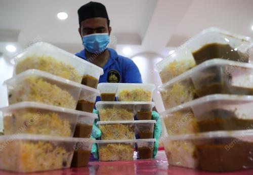 JUADAH BERBUKA UNTUK PETUGAS BARISAN HADAPAN