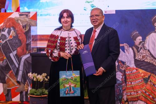 TAN SRI JOHARI ABDUL