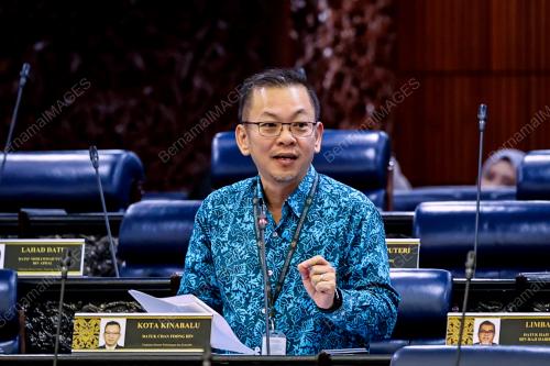DATUK CHAN FOONG HIN