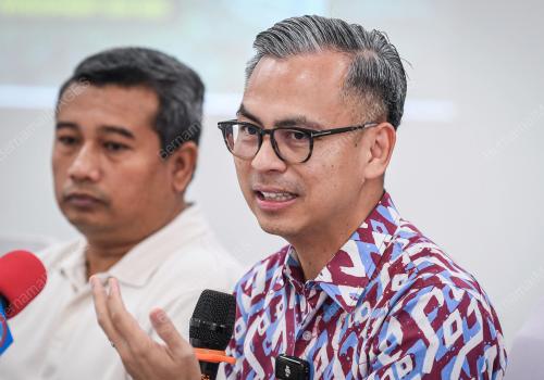 FAHMI FADZIL