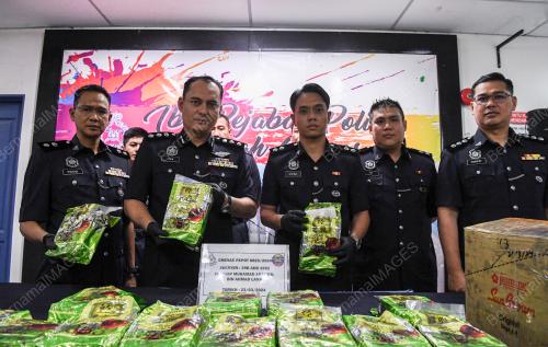 TANGKAPAN PENGEDAR DADAH