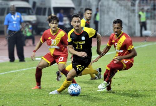 KL50_26042016_BOLA