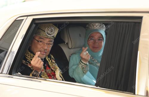 AL-SULTAN ABDULLAH RI'AYATUDDIN AL-MUSTAFA BILLAH SHAH