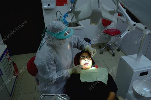KLINIK PERGIGIAN UTC