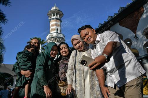 SOLAT SUNAT AIDILFITRI