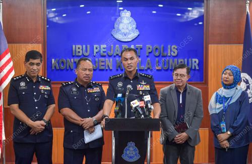 DATUK AZRY AKMAR AYOB