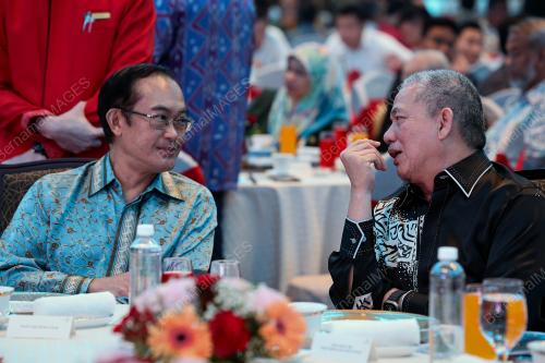 DATUK SERI FADILLAH YUSOF