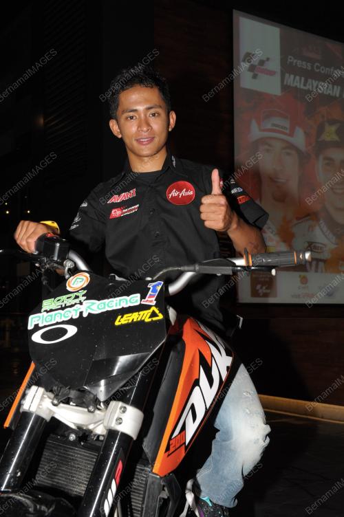 KL51_04092012_MOTO5