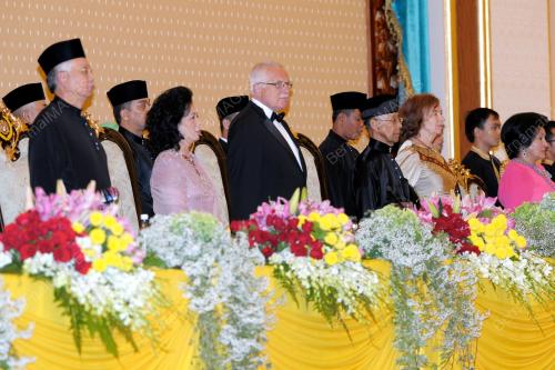 KL51_05072012_AGONG