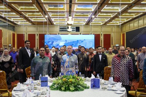 DATUK SERI FADILLAH YUSOF