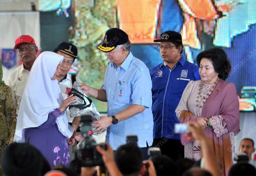 KL51_06012012_PM_LAWAT