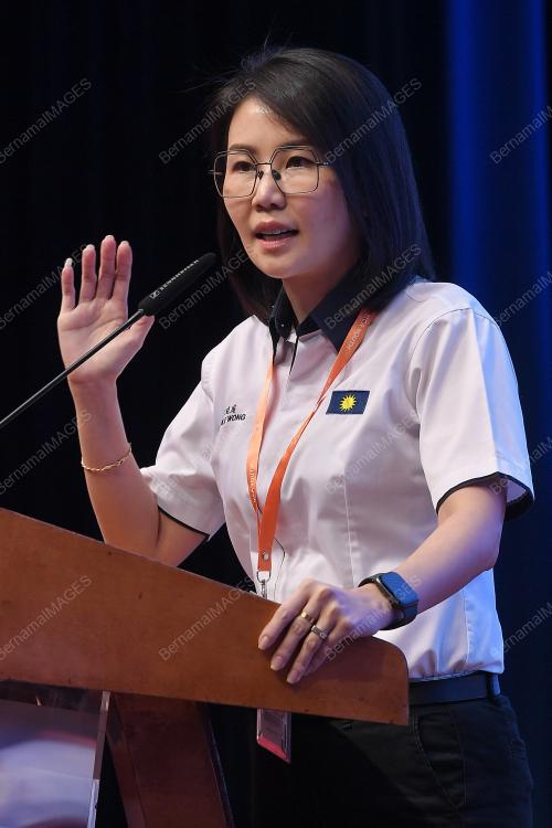 KETUA PEMUDA MCA DATUK NICOLE WONG SIAW TING