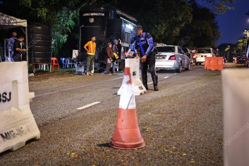 KEBAKARAN SALURAN PAIP GAS