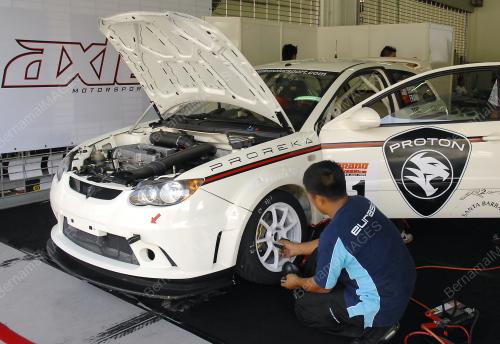 PERLUMBAAN SEPANG 1000KM