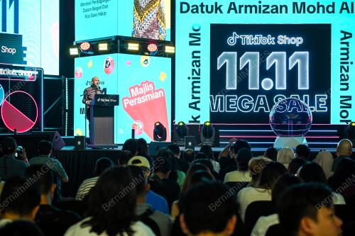 DATUK ARMIZAN MOHD ALI