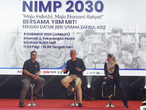 TENGKU DATUK SERI ZAFRUL TENGKU ABDUL AZIZ
