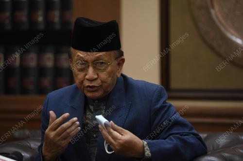 TAN SRI DR RAIS YATIM