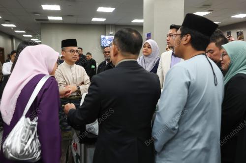 DATUK FAHMI FADZIL