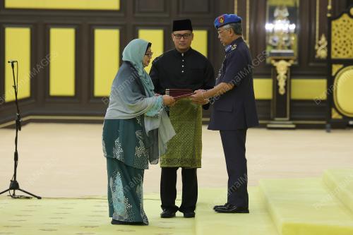 AL-SULTAN ABDULLAH RI'AYATUDDIN AL-MUSTAFA BILLAH SHAH