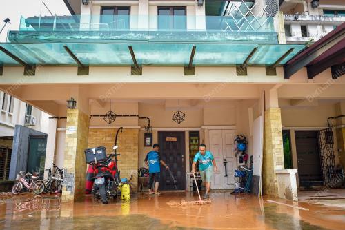 KAMPUNG SUNGAI MERAB LUAR BANJIR