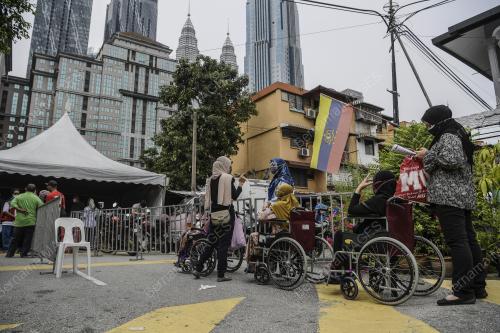 TINJAUAN VAKSIN BERGERAK DI KG. BHARU